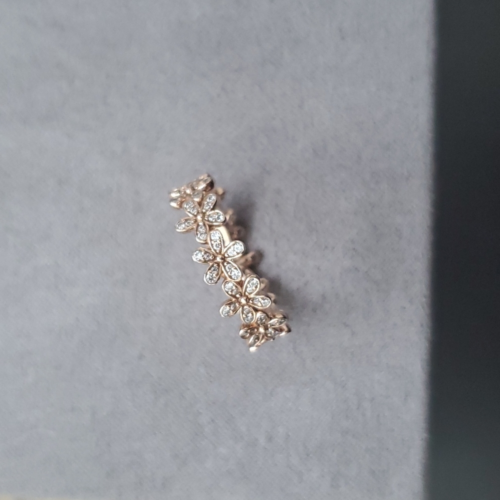 Pandora Rose gold plated Daisy Ring